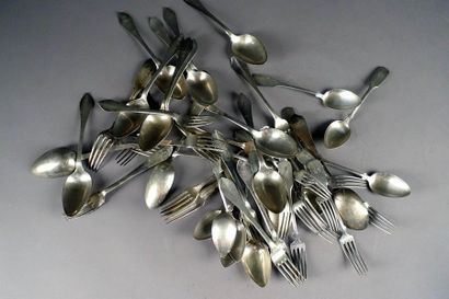 Lot de Couverts à Dîner en Argent.
Manche...