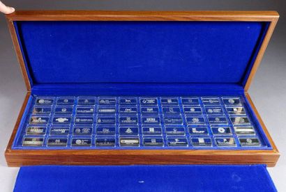 Collection de cinquante Lingotins d’Argent.
De...