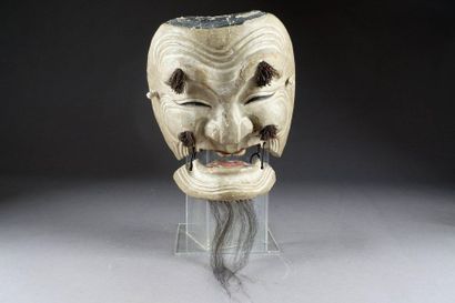 Masque de Théâtre Nô.
Showing Okina with...