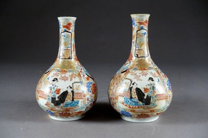Hichozan Shimpo.
Pair of piriform vases with...