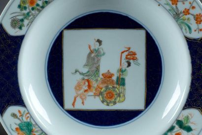 Paire d’Assiettes creuses Famille Verte.
Showing...