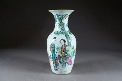 Vase balustre de la Période républicaine.
With...