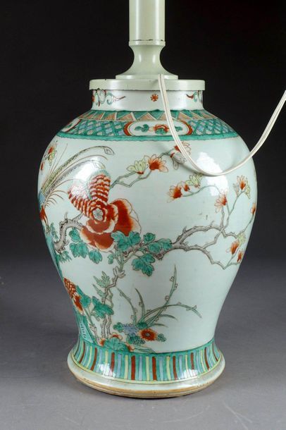 Chine - Période Qing du XIXe siècle.
Wucai...