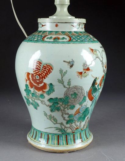 Chine - Période Qing du XIXe siècle.
Wucai...