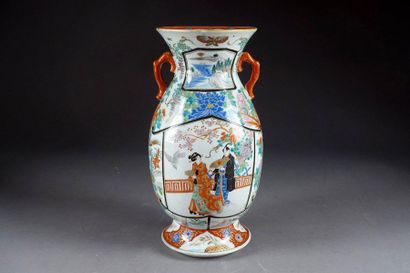 Hichozan Shinpo-Sei.
Large baluster vase...