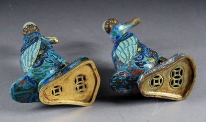 Chine - Période Qing.
Pair of candleholders...
