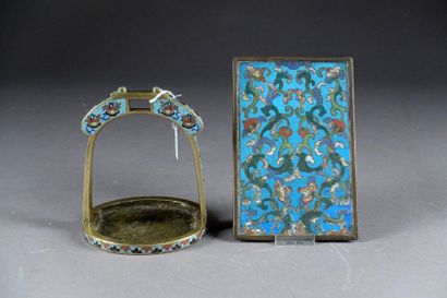 Chine - Période Qing.
Case containing a cutlery...