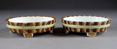 Rare paire de Jardinières et leurs dormants.
Each...