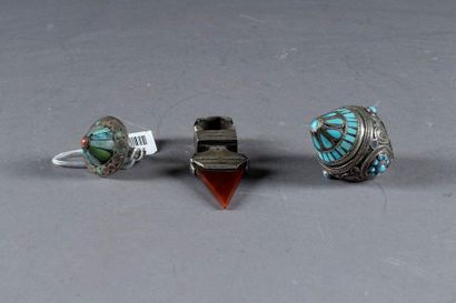 Trois Bagues tribales.
Silver, turquoise...
