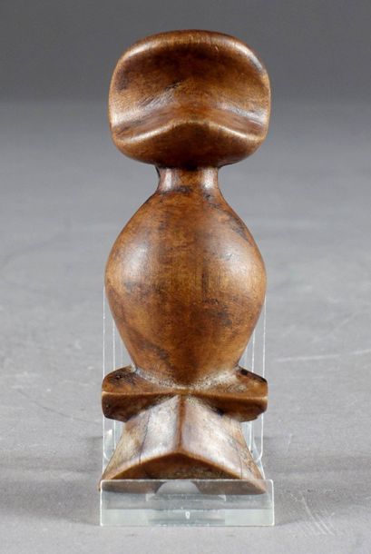 Culture Tchokwé.
Anthropomorphic whistle...