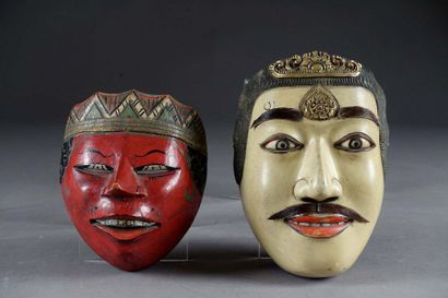 Indonésie - Ile de Java.
Two masks, made...
