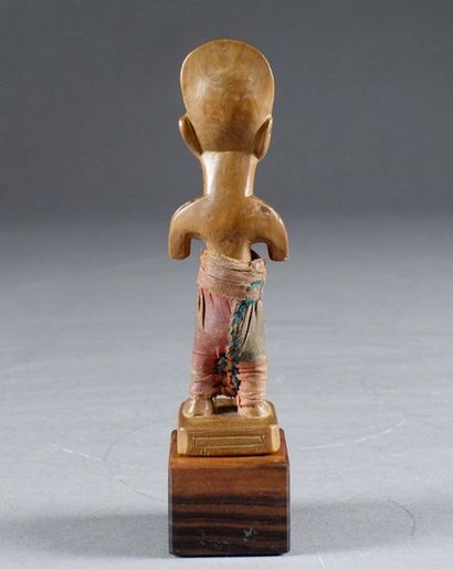 Statuette Fétiche Kongo.
Depicting a standing...