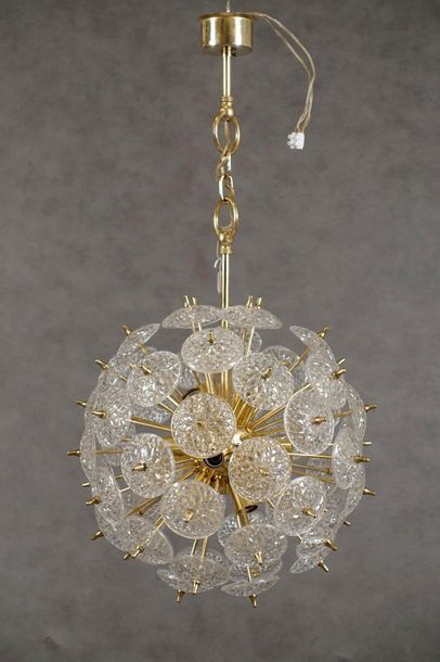 Lustre “Spoutnik“ de Forme sphérique.
Metal...