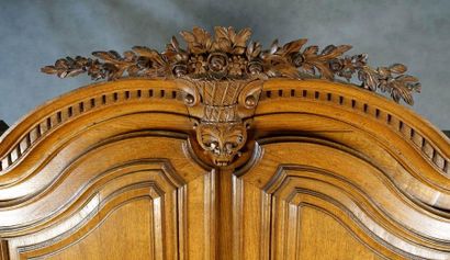 Important Double-Corps Louis XVI.
Cornice...