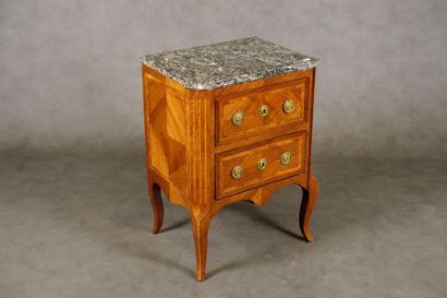 Commode d’Entre-Deux d’époque Transition...
