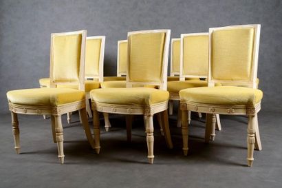 Suite de dix Chaises Empire.
Dossier incurvé...