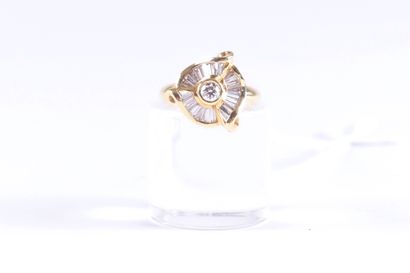 Bague de Dame.
Sertie d’un brillant (env....