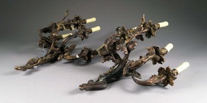 Paire de grandes Appliques Louis XV.
Rocaille...