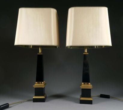 Paire de grandes Lampes de Salon.
En forme...