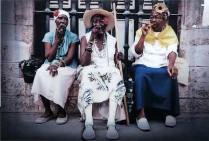 ANONYME
Les fumeuses de Cigare. Photo sur...