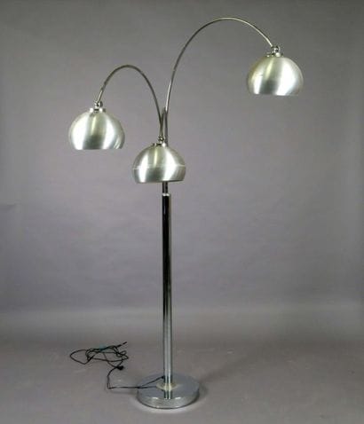 Lampadaire Vintage.
Fût prolongé par trois...