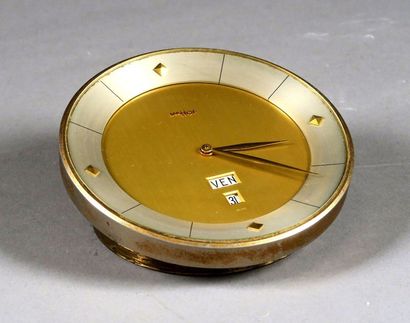 Imhof
Pendule de Table.
Quantième à six heures....