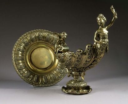 Coupe et son Dormant, de style Renaissance....