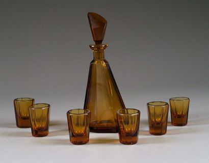 Service à Liqueur, Art Déco
Il se compose...