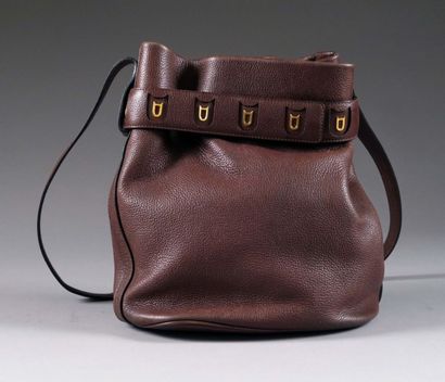 DELVAUX
Sac de dame. Intérieur présentant...