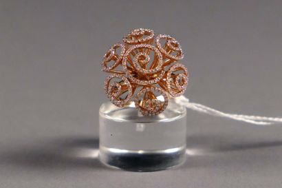 Bague de Dame. A la forme d'un champignon...