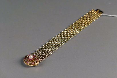 Large Bracelet. Maillons tressés. Important...