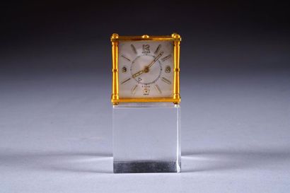 JAEGER-LECOULTRE
Pendulette de voyage à réveil....