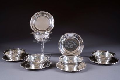 Cinq Coupelles et six Soucoupes (diamètre:...