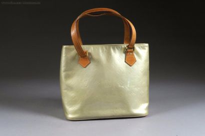 LOUIS VUITTON
Sac de dame modèle “Houston”...