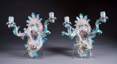MEISSEN
Paire d'appliques baroques à deux...