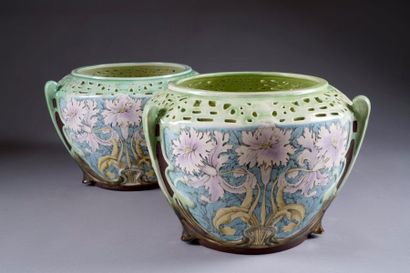 Paire de Jardinières de style Art Nouveau....