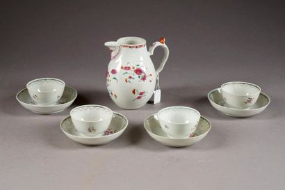 Verseuse (hauteur: 14 cm et quatre Pochons...