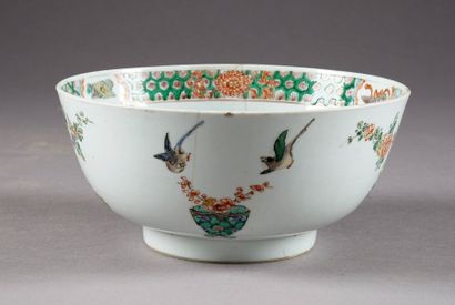 Bol à Pied talon. Porcelaine de Chine de...