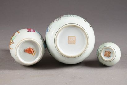 Période républicaine
Deux vases en porcelaine...