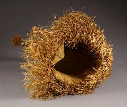 Masque heaume Mukyeem. Sommé d'une trompe...