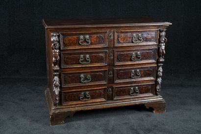 Commode ‘Bambocci'. La face présente quatre...