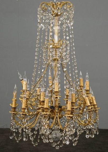 Grand Lustre de Château Louis XVI. A double...