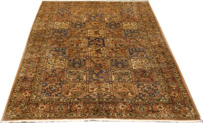 Tapis Bakhtiar. A décor de jardins et bordure...