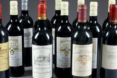 Lot de Vins divers. Principalement de Bordeaux....