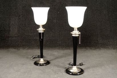 Paire de Lampes à poser “Mazda“. Réflecteur,...