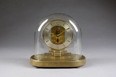 Kundo
Pendule électromécanique de type squelette....