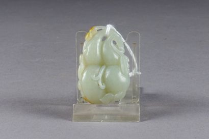 Courges accostées d'une Chauve-souris. Jade...