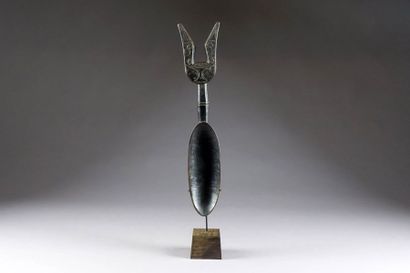 Cuillère cérémonielle Dan. A cuilleron, de...