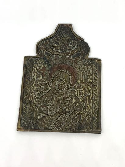 Plaque russe en métal à décor d'une vierge.

Dim.:...