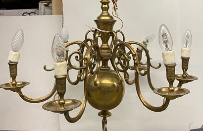 Lustre hollandais en bronze à six bras de...